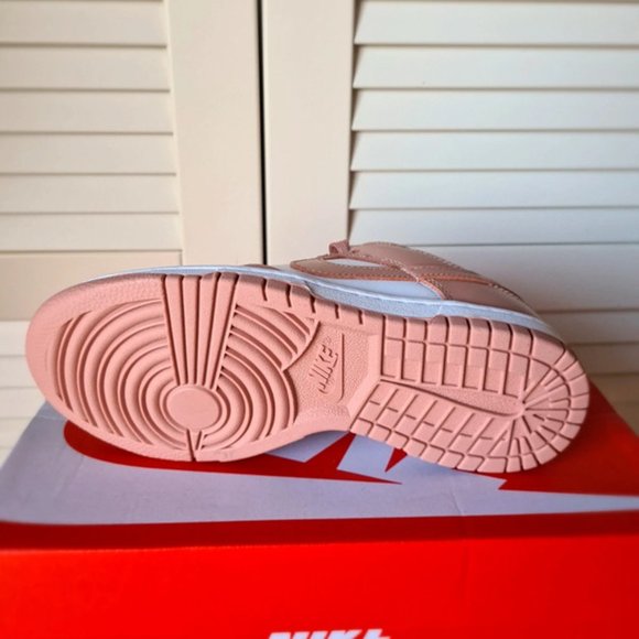 NIKE Dunk Low Rose Whisper - Picture 3 of 4